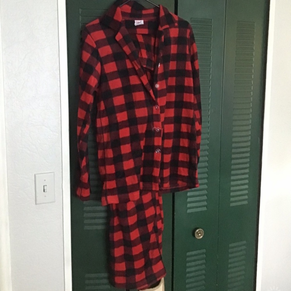 🔥5 for $25🔥 Fleece flannel pajama set